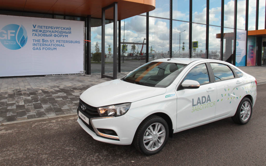 Lada на Московском автосалоне 2016: стенд Lada побалует посетителей сюрпризами.